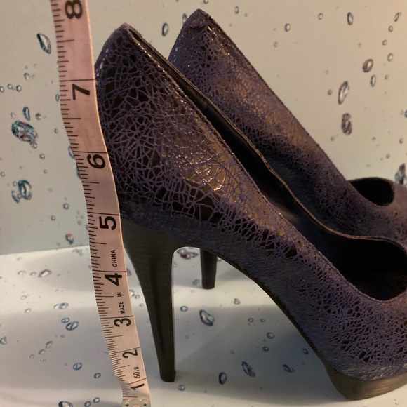 BCBG | Blue, Crackle Print | Platform Stilettos - Picture 7 of 8